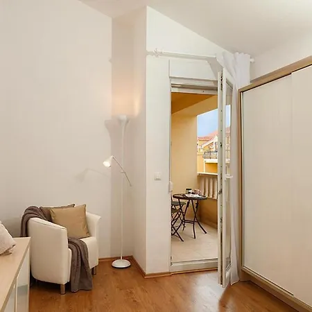 Апартаменти Angela *