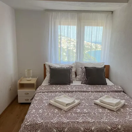 アパート Angela トロギール